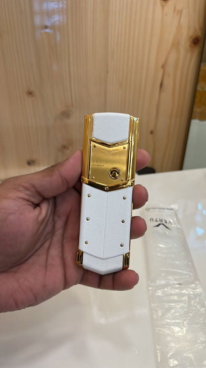 Vertu Signature White 18Ct Gold Keypad Model