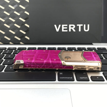 Vertu Signature S  Authentic Alligator Ladies Business Luxury Keypad Mobile Phone